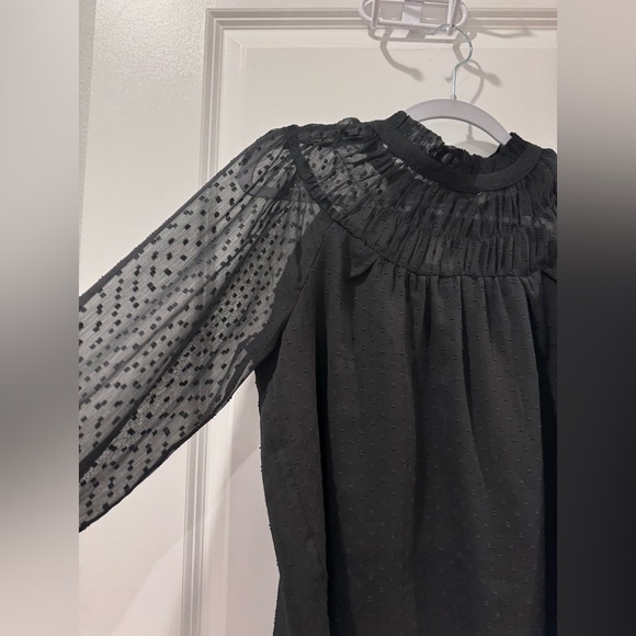 Loft size XS sheer armed pebbled long sleeve top - Picture 2 of 5